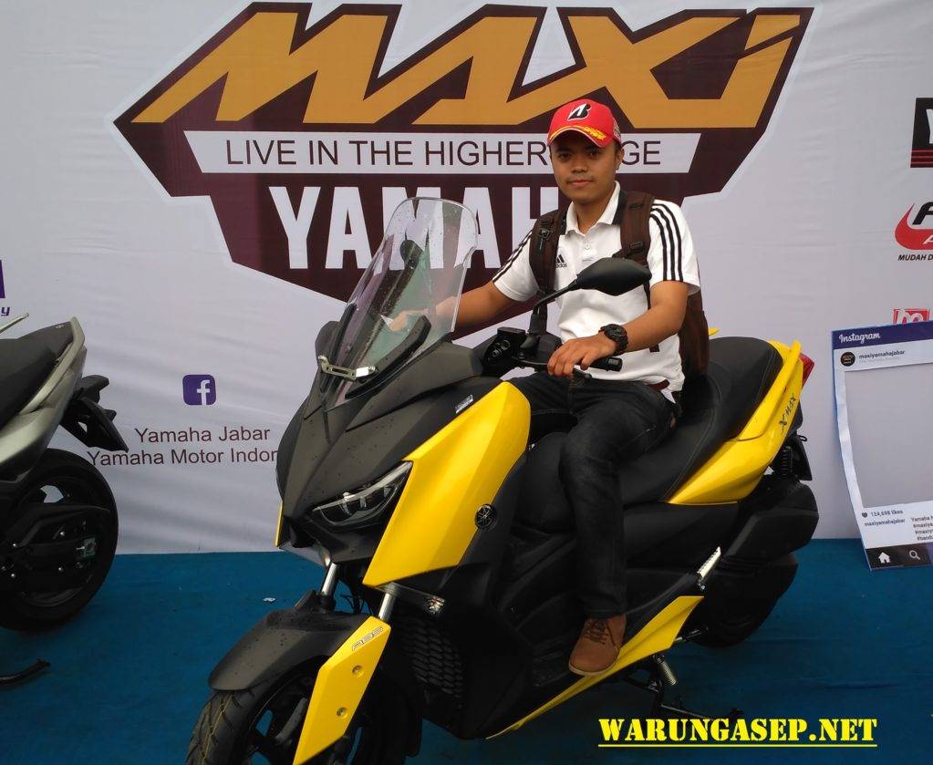 Galeri Foto Dan Video Yamaha X Max 2017 Warna Kuning WARUNGASEP